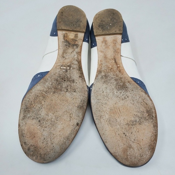 Modern Fiction Italian Leather Wingtip Flats - Picture 7 of 8